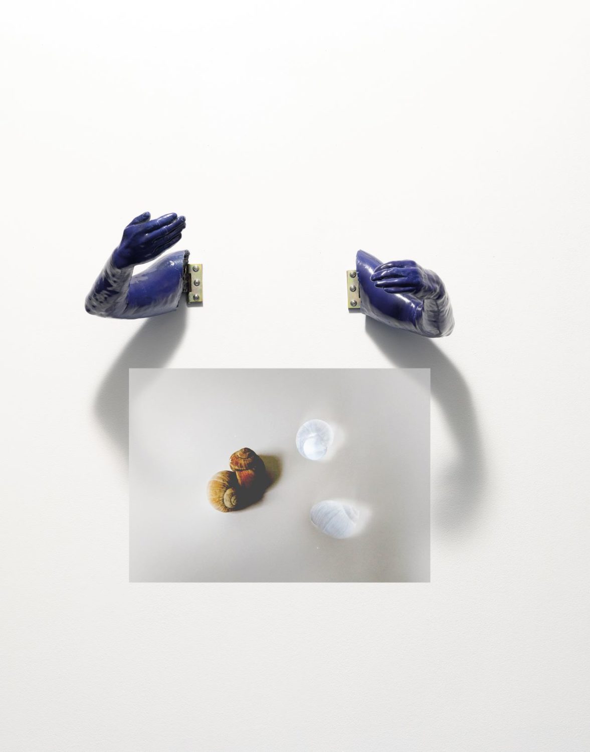 „fragile – handle with care”, Alissa Mirea Weidenfeld, 2022, video installation, ca. 12'