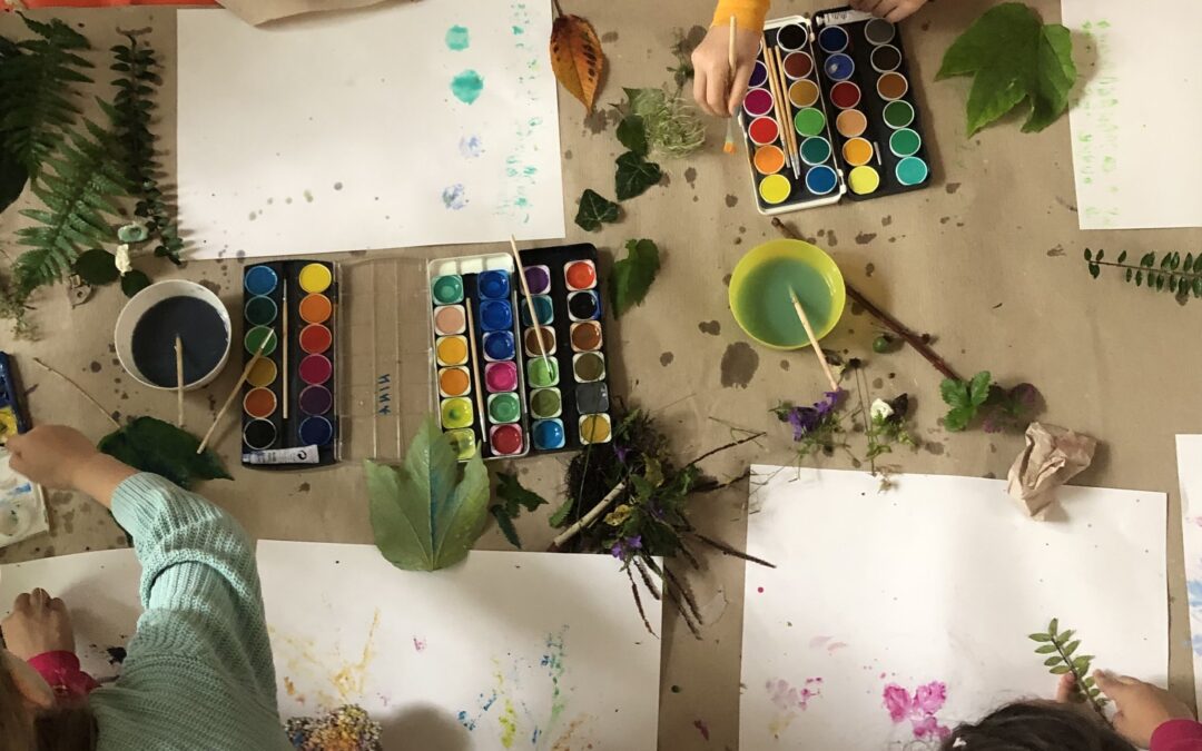 Sommerferienprogramm mit Kunst und Spielen